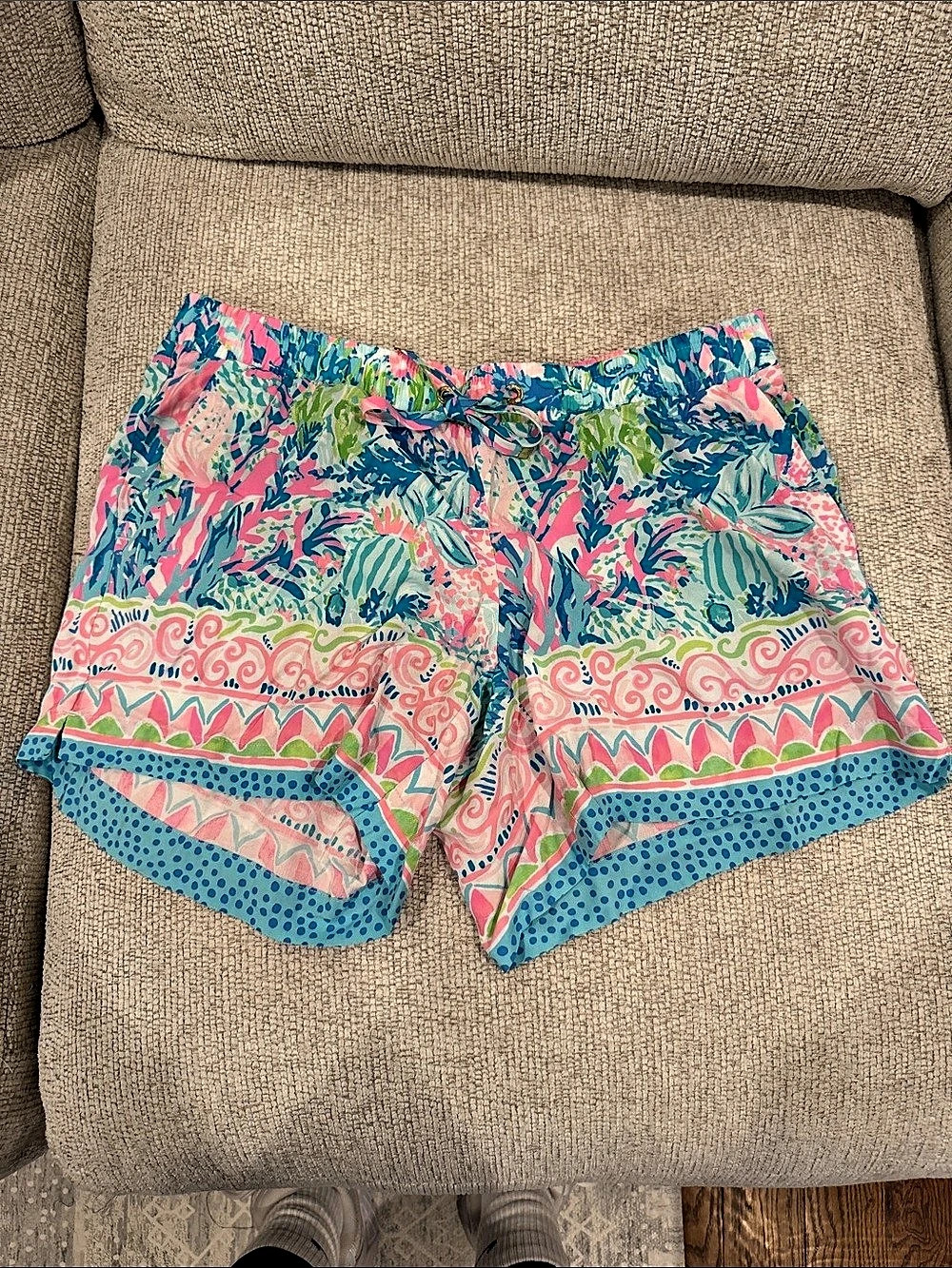 Lilly Pulitzer Katia short Floral Print Shorts in Pink & Blue Size Small NWT